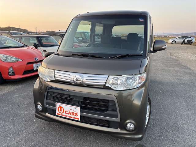 2010 Daihatsu Tanto – thumbnail 2