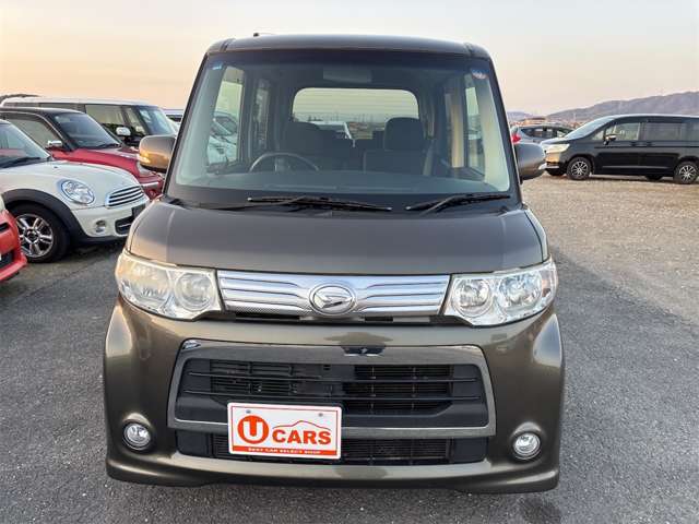 2010 Daihatsu Tanto – thumbnail 3