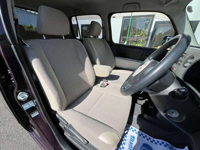 2010 Daihatsu Mira Cocoa – thumbnail 3