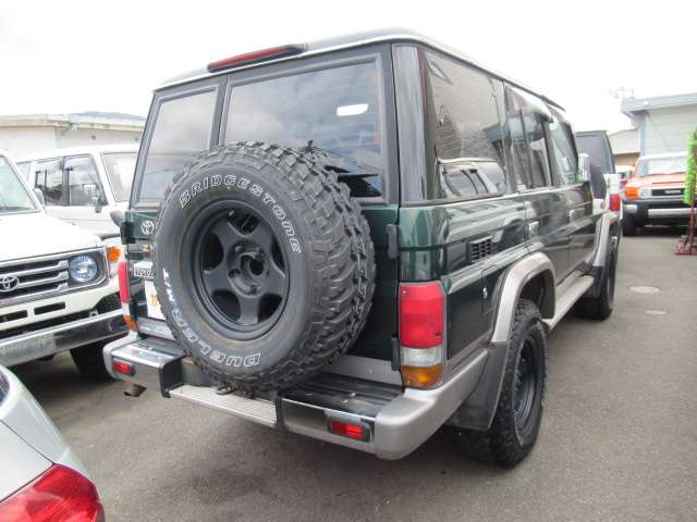 2000 Toyota Land Cruiser 70 – thumbnail 4