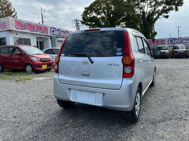2010 Daihatsu Mira – thumbnail 2