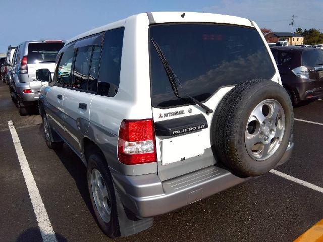 1999 Mitsubishi Pajero iO – thumbnail 2