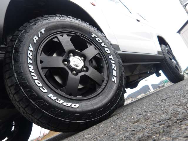 2001 Mitsubishi Pajero Mini – thumbnail 2