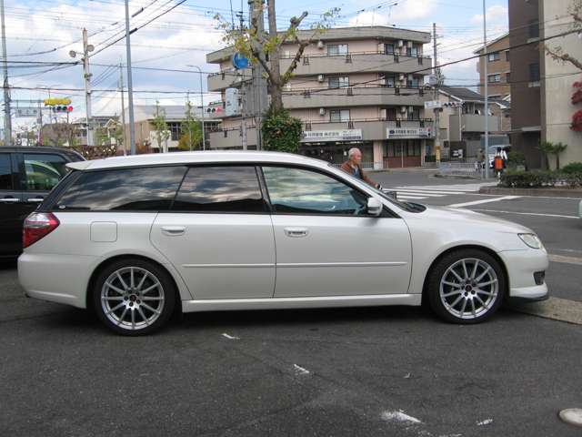 2007 Subaru Legacy Touring Wagon – thumbnail 4