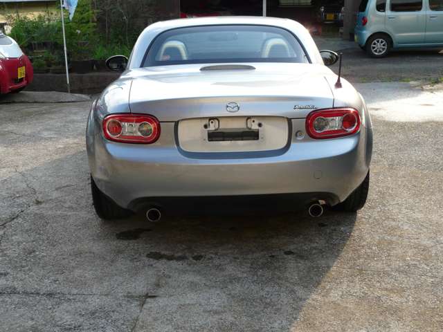 2010 Mazda Roadster – thumbnail 4