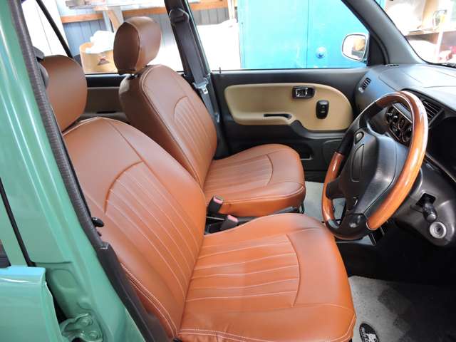 2001 Daihatsu Mira Gino – thumbnail 3