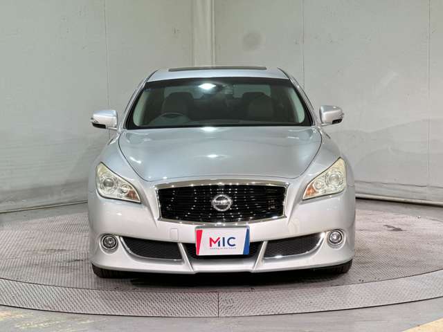 2009 Nissan Fuga – thumbnail 4