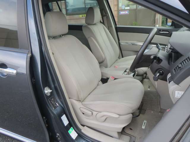 2009 Mazda MPV – thumbnail 2