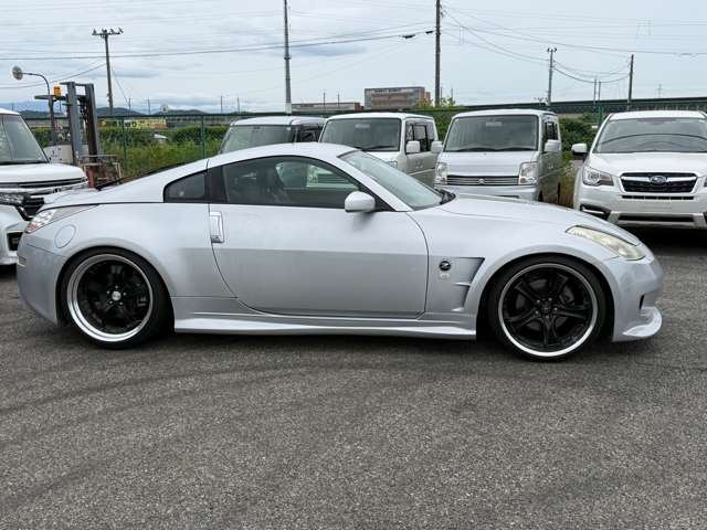 2005 Nissan Fairlady Z – thumbnail 2
