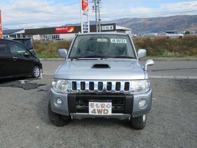 2008 Mitsubishi Pajero Mini – thumbnail 2