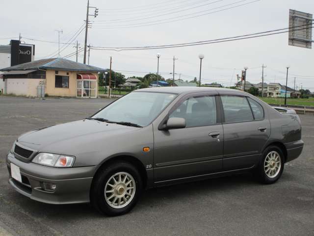 1996 Nissan Primera – thumbnail 2
