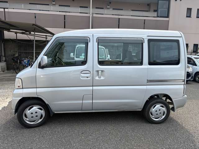 2003 Mitsubishi Town Box – thumbnail 4