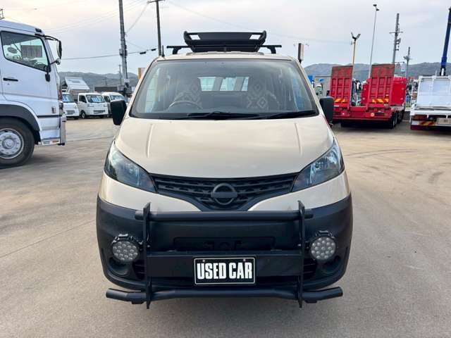 2010 Nissan NV200 Vanette Van – thumbnail 2