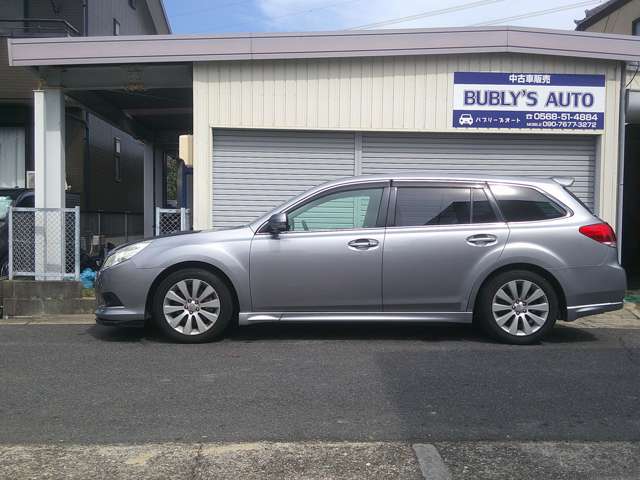 2009 Subaru Legacy Touring Wagon – thumbnail 3