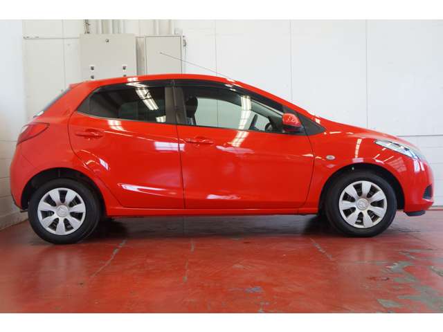 2008 Mazda Demio – thumbnail 4