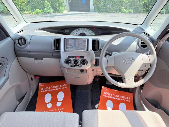 2009 Daihatsu Tanto – thumbnail 3