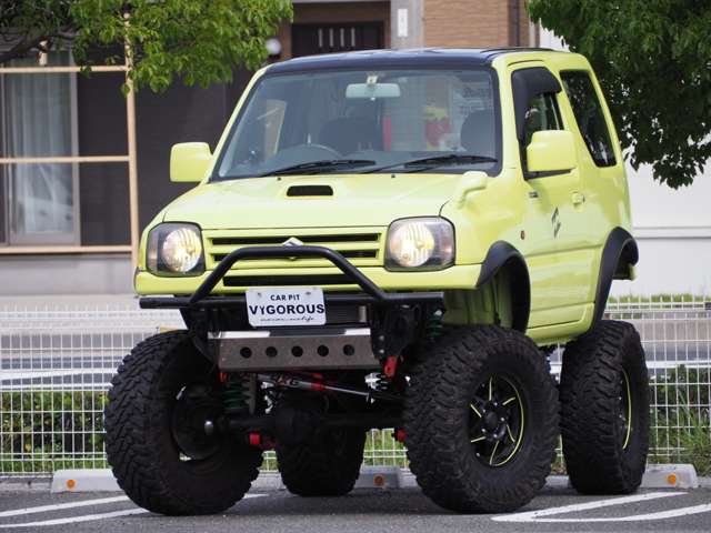 2010 Suzuki Jimny – thumbnail 3