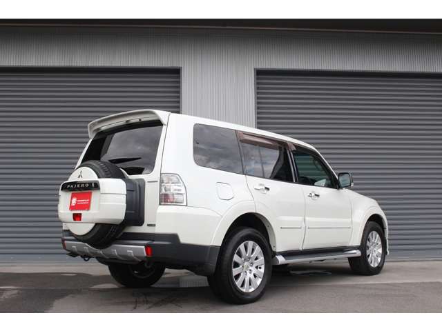 2006 Mitsubishi Pajero – thumbnail 3