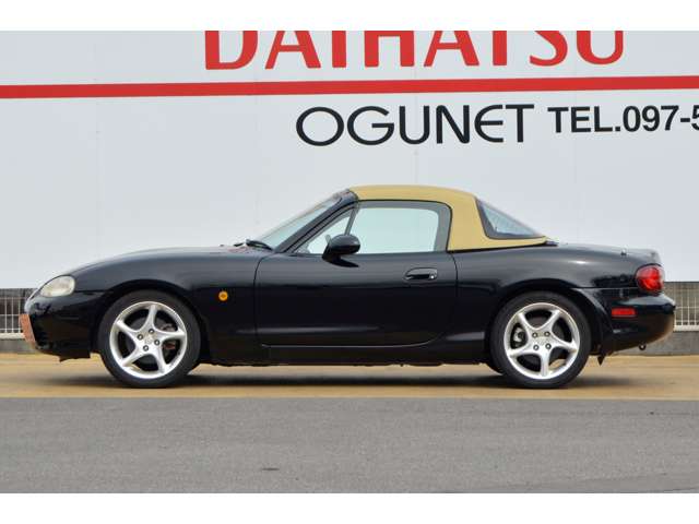 2001 Mazda Roadster – thumbnail 4