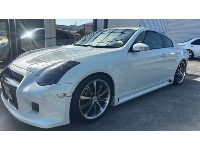2004 Nissan Skyline Coupe – thumbnail 4
