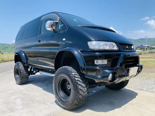 2005 Mitsubishi Delica Space Gear – thumbnail 2