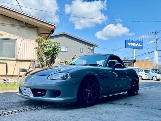 2000 Mazda Roadster