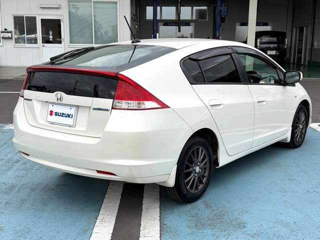 2010 Honda Insight – thumbnail 3