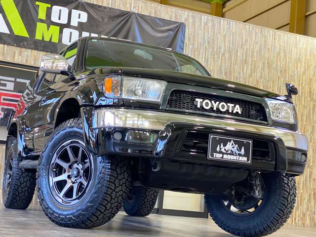 1999 Toyota Hilux Surf – thumbnail 3