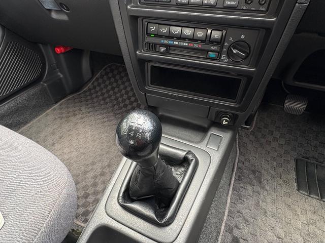 1992 Nissan Primera – thumbnail 4