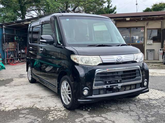 2010 Daihatsu Tanto – thumbnail 3