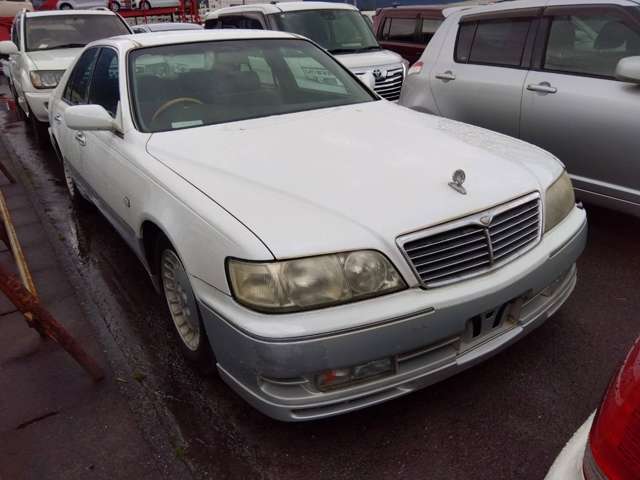 1997 Nissan Cima – thumbnail 3