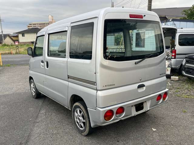 2002 Mitsubishi Minicab Van – thumbnail 3