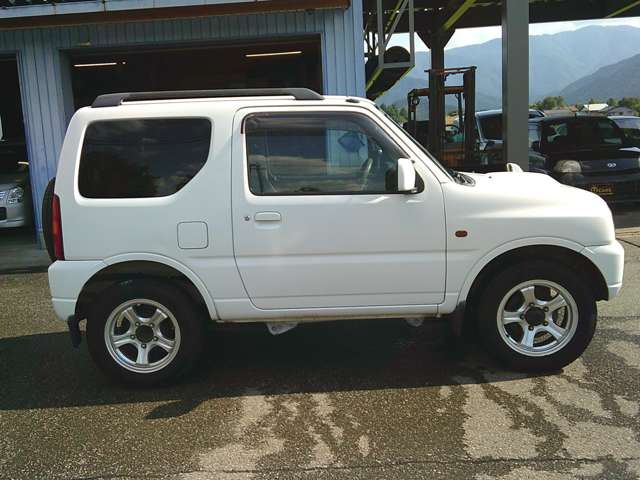 2004 Mazda AZ-Offroad – thumbnail 4