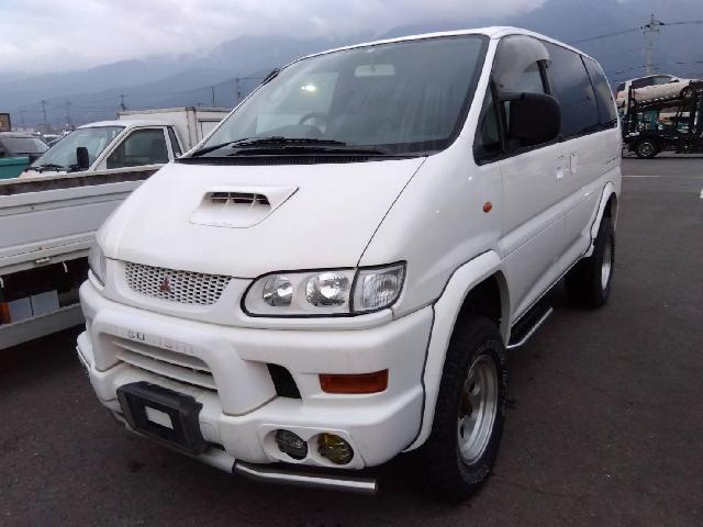 1999 Mitsubishi Delica Space Gear