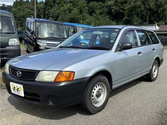 2001 Mazda Familia Van – thumbnail 2