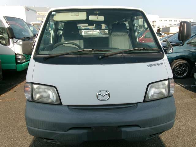 2010 Mazda Bongo Van – thumbnail 2
