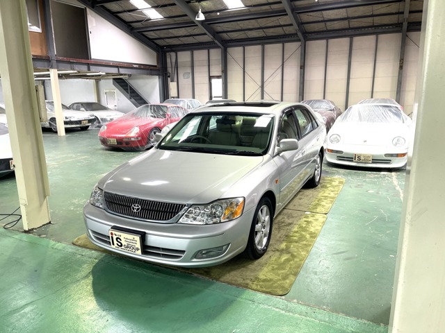 2000 Toyota Pronard