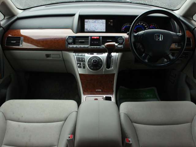 2008 Honda Elysion – thumbnail 4