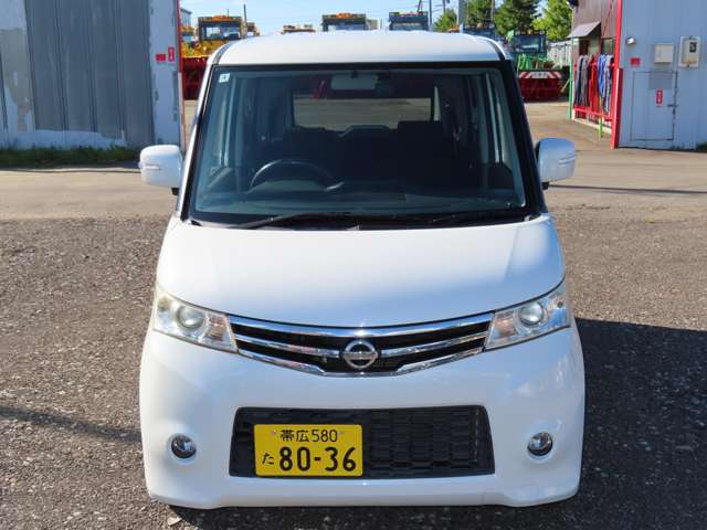 2010 Nissan Roox – thumbnail 3