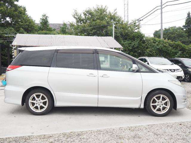 2008 Toyota Estima – thumbnail 2