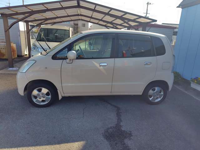 2005 Nissan Moco – thumbnail 2