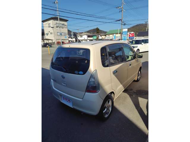 2005 Nissan Moco – thumbnail 3