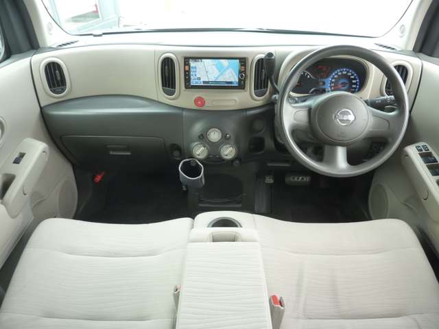 2009 Nissan Cube – thumbnail 3