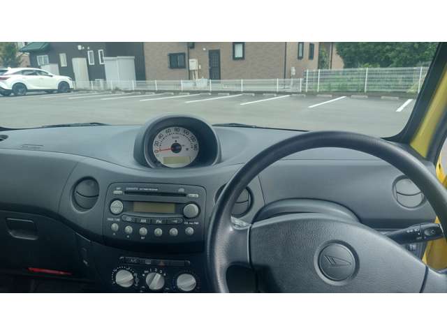2009 Daihatsu Esse – thumbnail 3