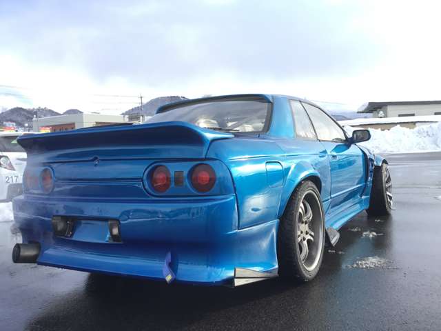1992 Nissan Skyline Coupe – thumbnail 3