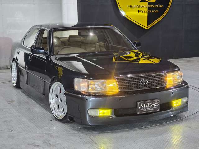 1990 Toyota Celsior – thumbnail 3