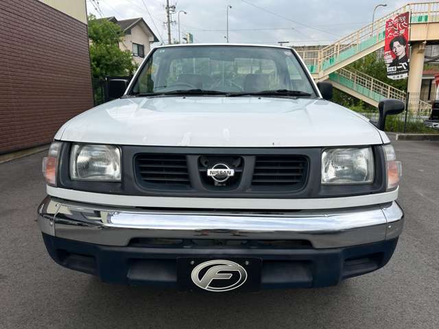 2000 Nissan Datsun – thumbnail 2