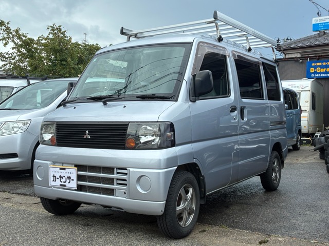 2006 Mitsubishi Minicab Van