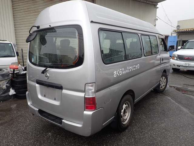 2007 Nissan Caravan – thumbnail 4