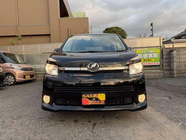 2008 Toyota Voxy – thumbnail 2